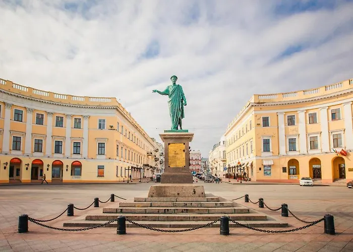 Deribasovskaya Center * أوديسا